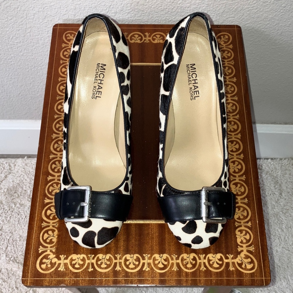 Michael Kors 8 Animal Print heels